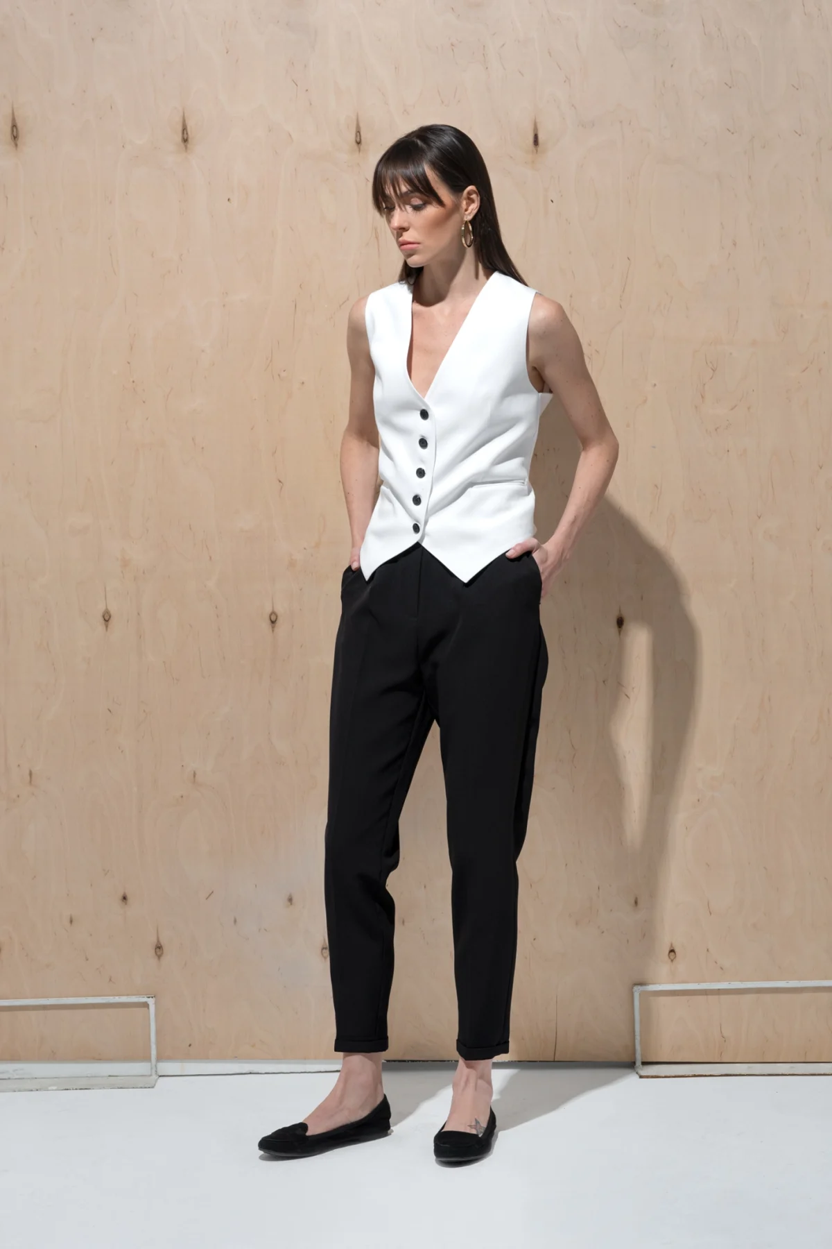 Klasik Önü Düğmeli Beyaz Yelek - BE OZ - Görsel 2