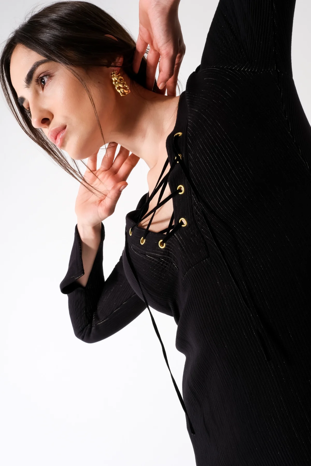 Kuşgözlü Gold Çizgili Siyah Elbise - BE OZ - Görsel 6