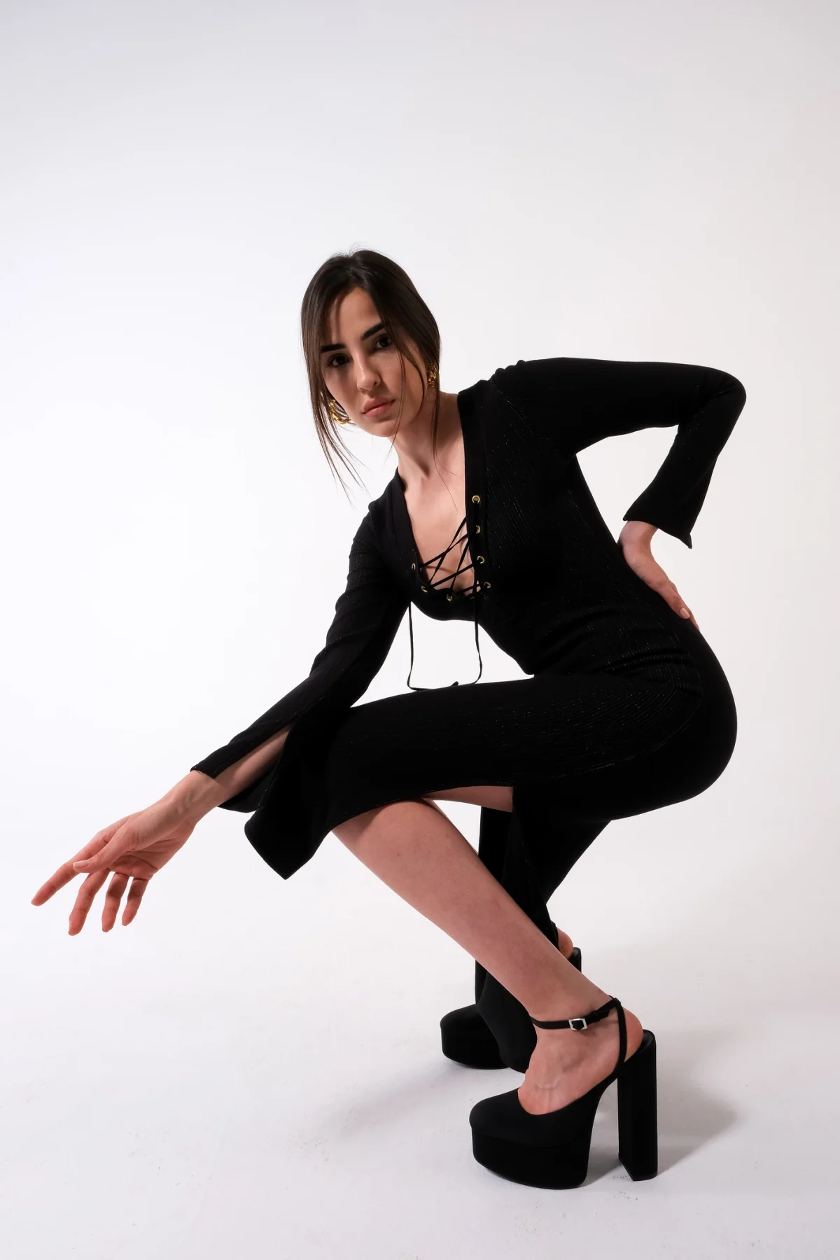 Kuşgözlü Gold Çizgili Siyah Elbise - BE OZ - Görsel 5