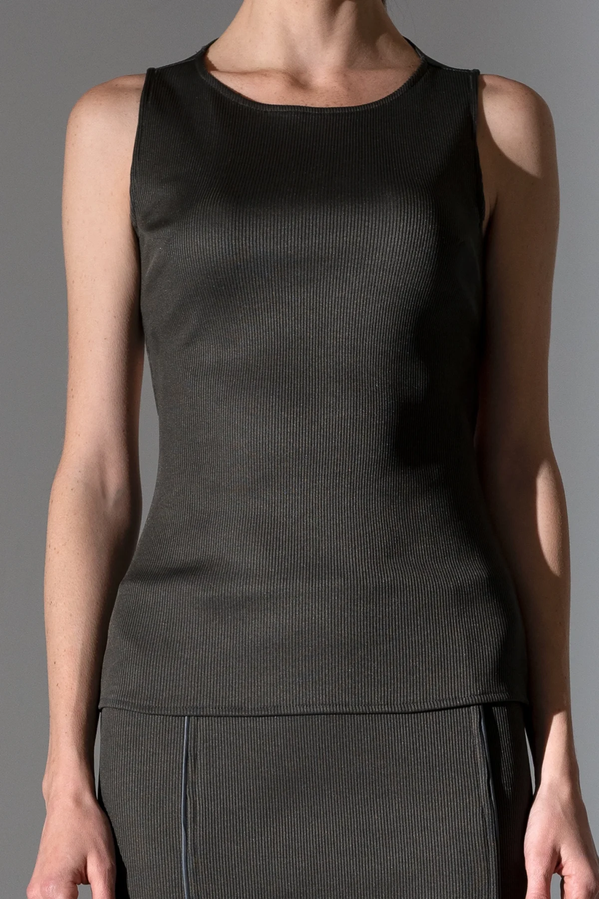 Sırtı Deri Detaylı Lacivert Bluz - BE OZ - Görsel 7