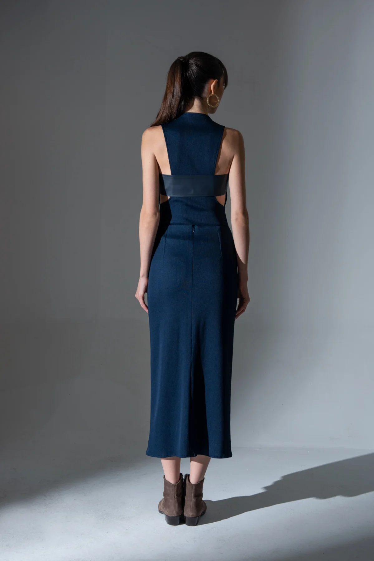 Sırtı Deri Detaylı Lacivert Bluz - BE OZ - Görsel 2