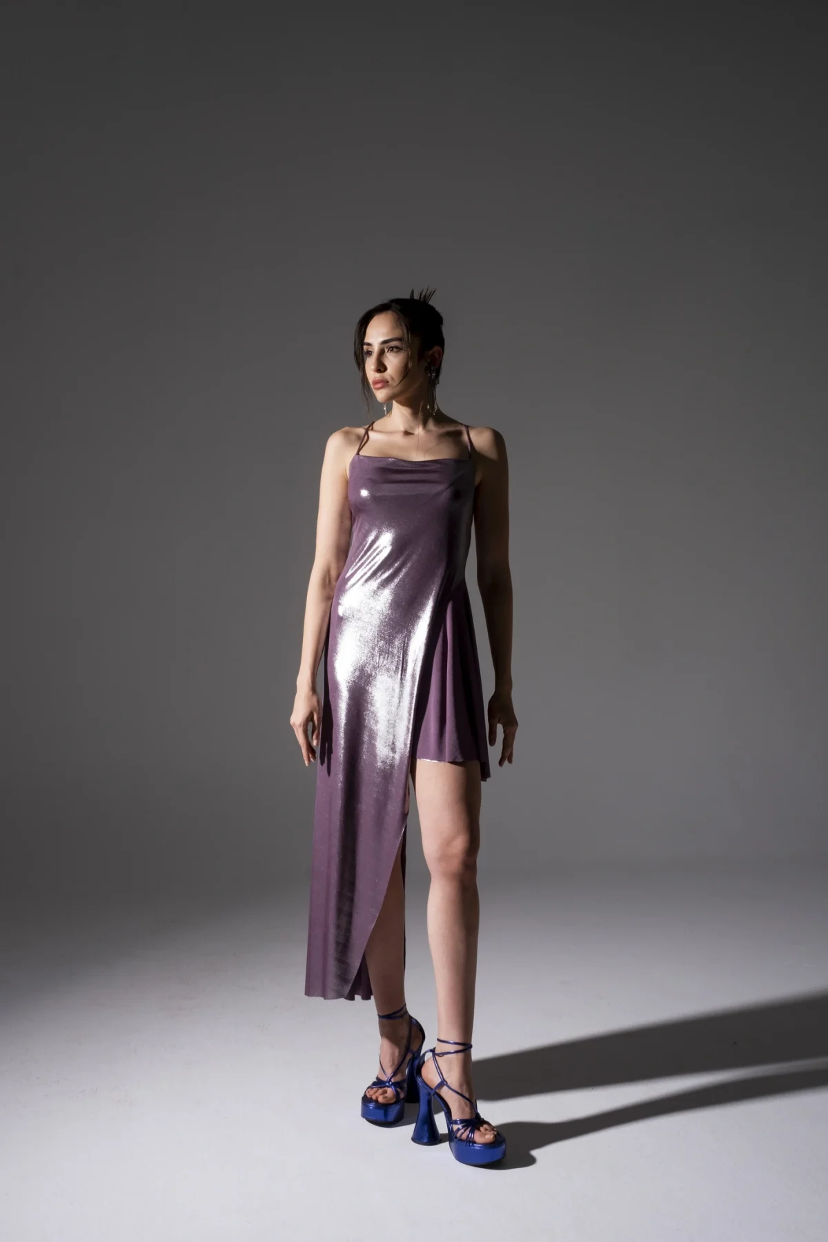 Aura Asimetrik Tasarım Gold Gece Elbisesi-BE OZ - Görsel 11