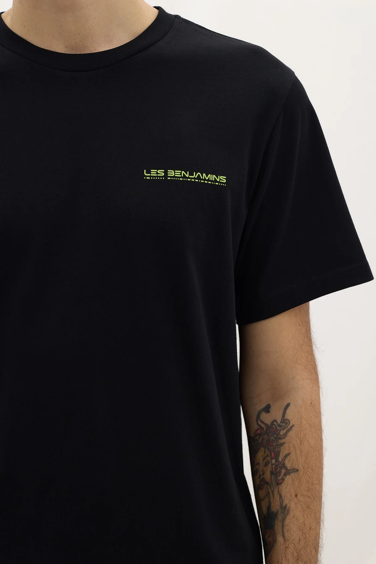 Les Benjamins Regular Tee 002 Black - Görsel 7
