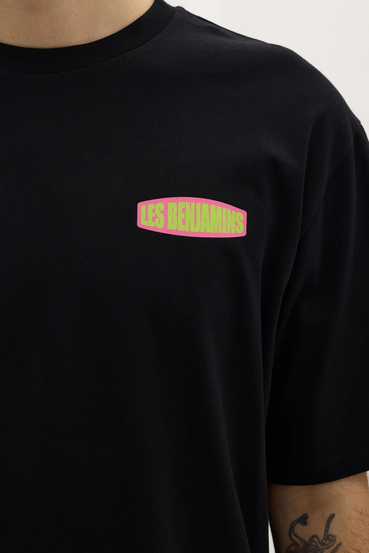 Les Benjamins Regular Tee 005 Black - Görsel 6