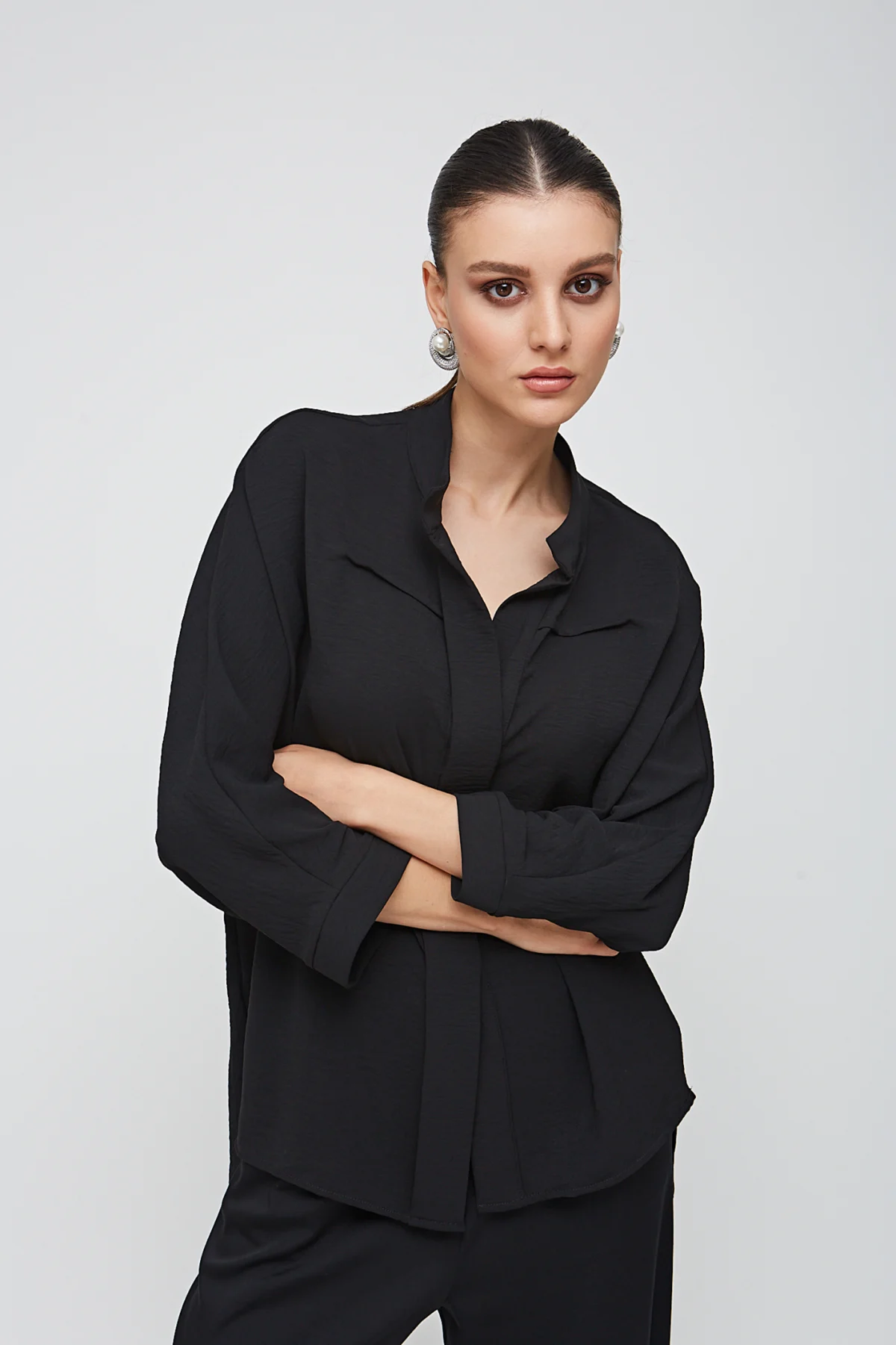 Ata Yaka Siyah Gömlek - BE OZ - Görsel 2