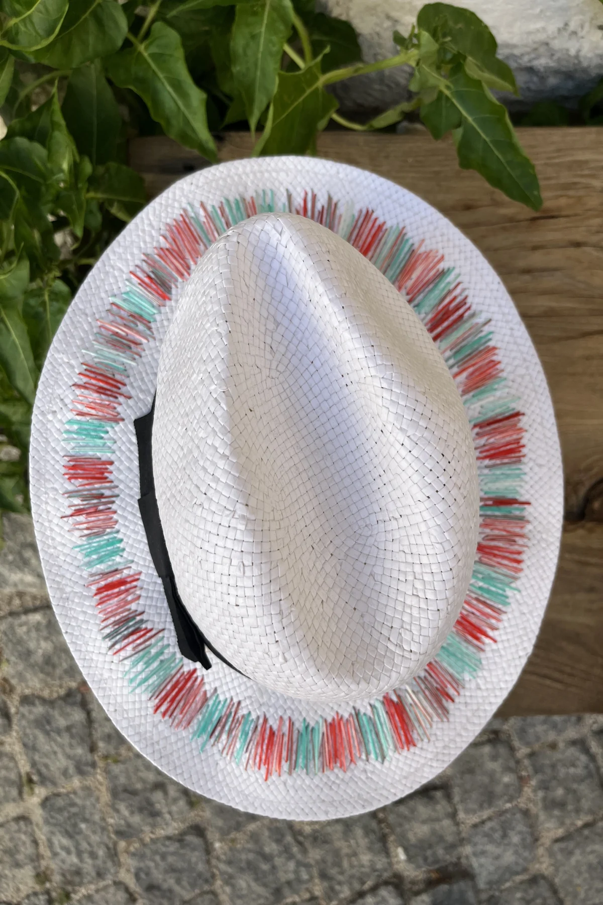 oz-sapka-19 Nakış İşlemeli Hasır Şapka - BE OZ - Görsel 1