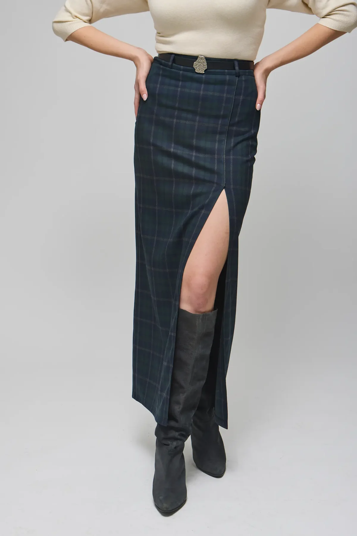 Pörfect lacivert ekoseli uzun etek